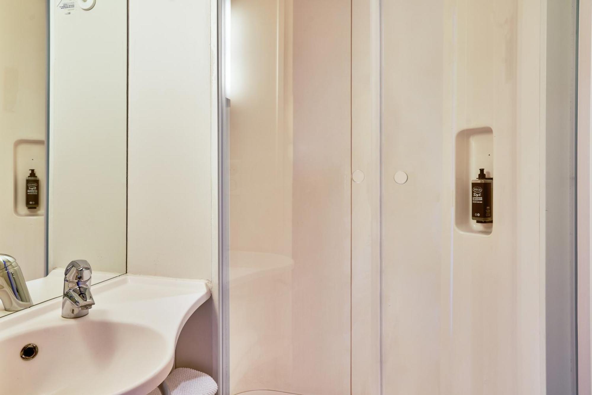 Ibis Budget Villemomble Exterior foto
